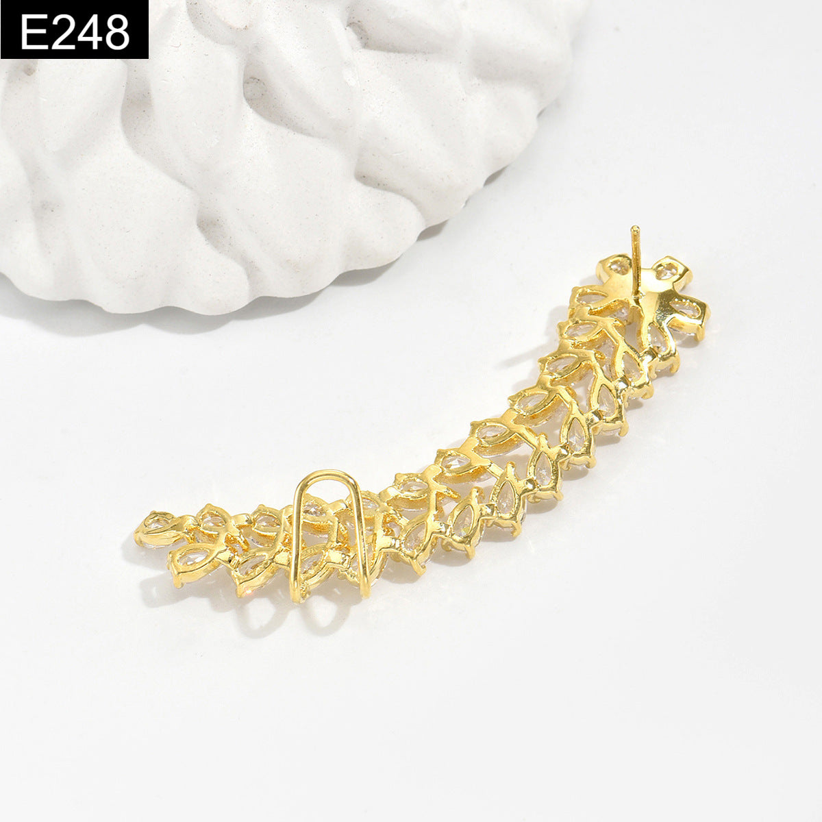 Aurelian Vine Earcuff - E248