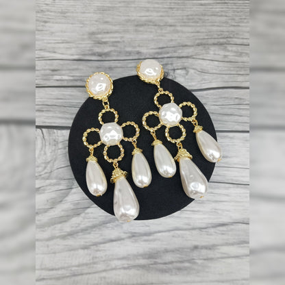Pearl Dew Earring