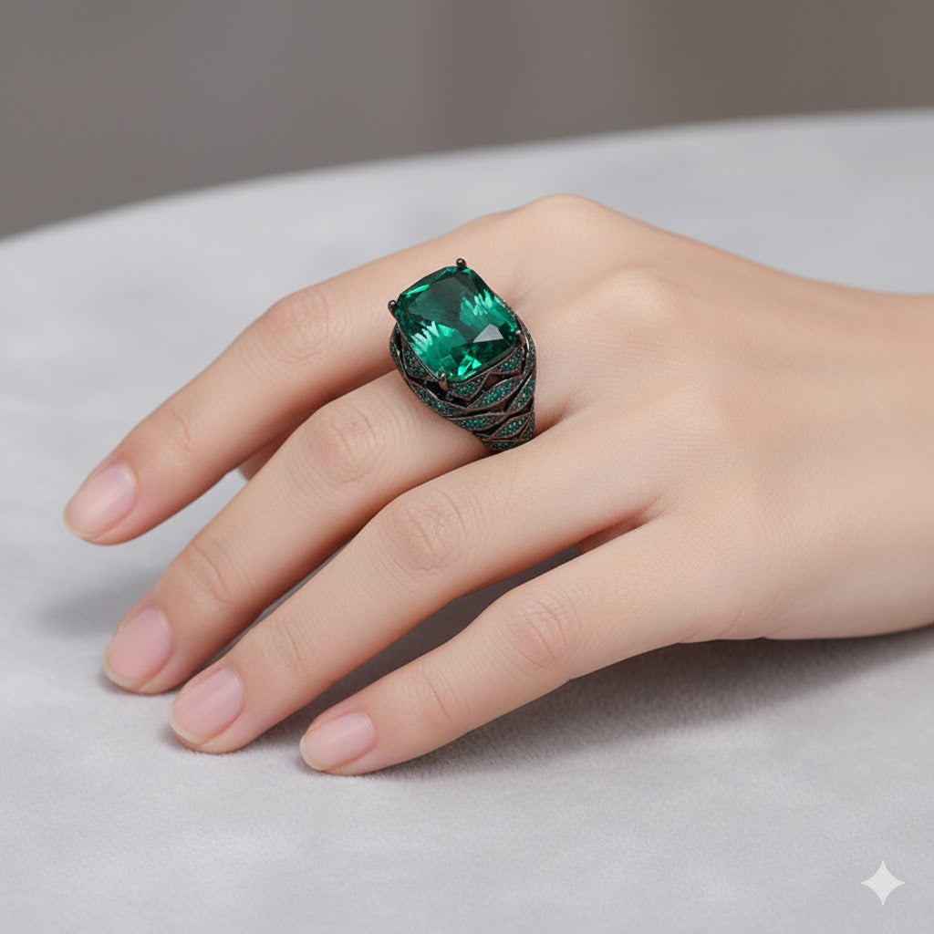Royal Chroma Ring