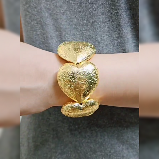 Bold Textured Heart Bracelet