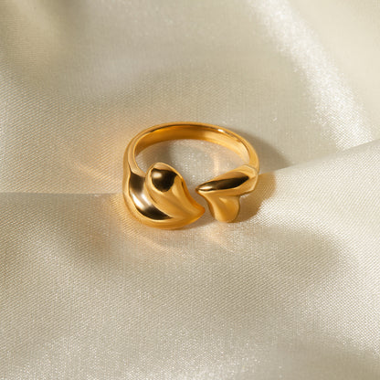 Sweetheart Swirl Ring