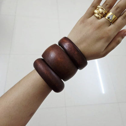 Safari Earth Wooden Stack