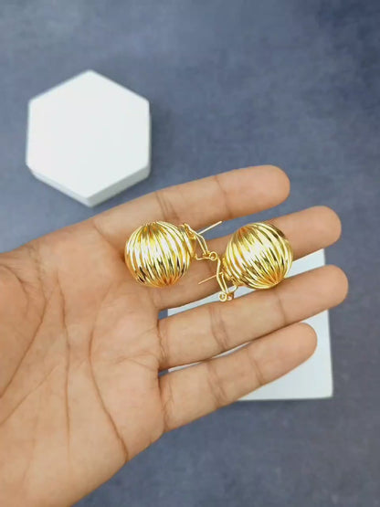25mm Cleopatra Studs
