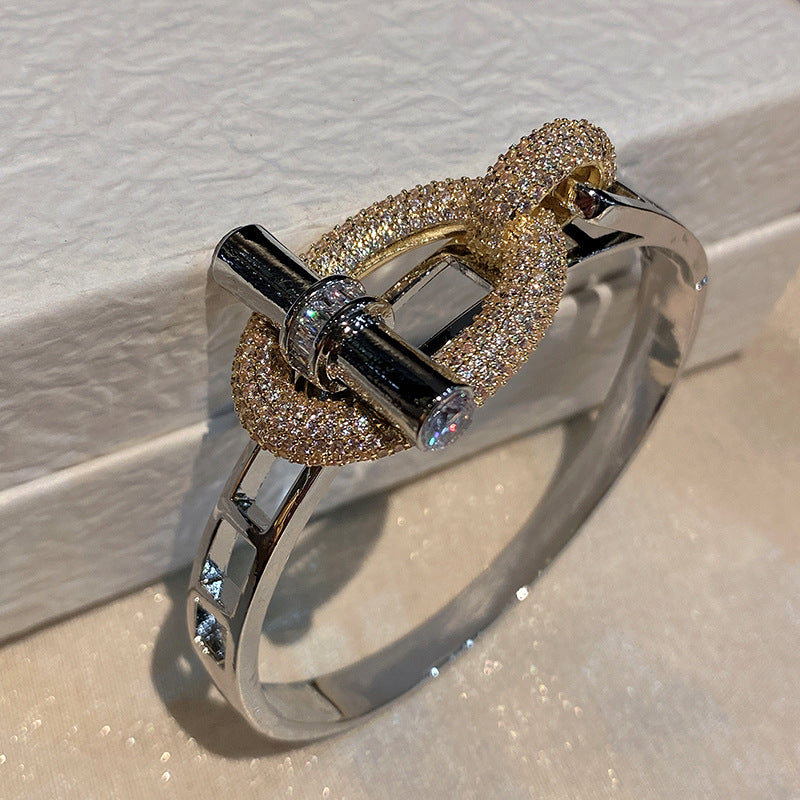 Zirconia Knot Bracelet