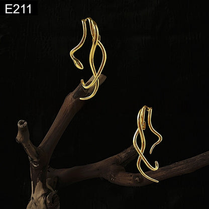 Metal Curve Earring - E211