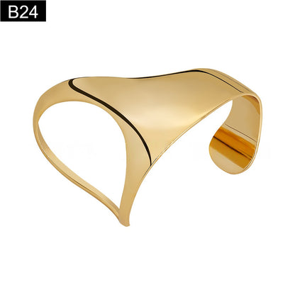 Molten Palm Handcuff - B24