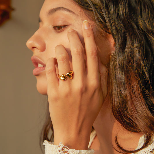 Sweetheart Swirl Ring